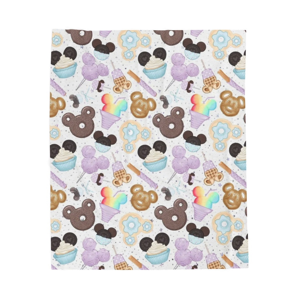 Plush Blanket — Cute Ice Cream & Bear Pattern Velveteen Throw